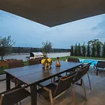 Villa Tika Pula